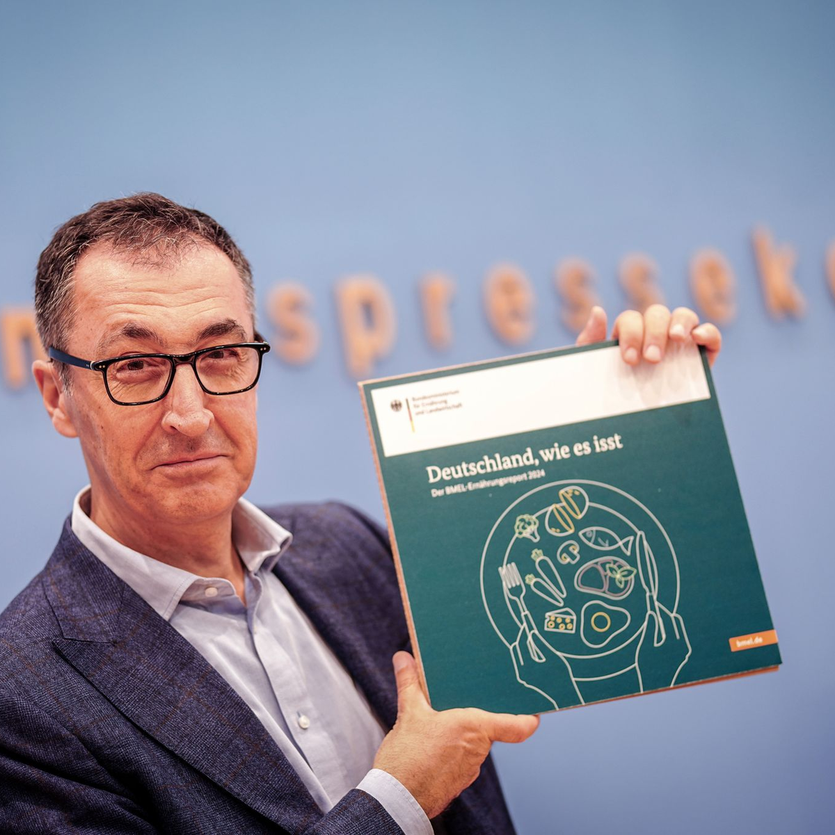 Für den Ernährungsreport befragte das Meinungsforschungsinstitut Forsa rund 1.000 Menschen in Deutschland. - Foto: Kay Nietfeld/dpa