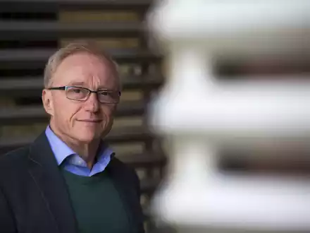 David Grossman wird für seinen Einsatz im Nahostkonflikt ausgezeichnet.  - Foto: Alejandro Garcia/EFE/EPA/dpa