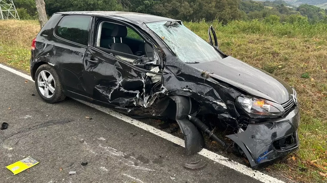 POL-PDKL: 23-Jährige bei Alleinunfall verletzt - Bild: presseportal.de