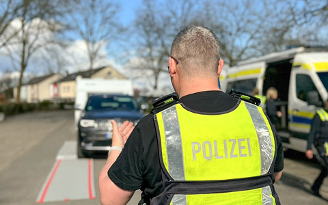 POL-UN: Kreis Unna - Kostenlose Wiegeaktion fĂŒr Caravan- und Campingbegeisterte - Foto: presseportal.de POL-UN: Kreis Unna - Kostenlose Wiegeaktion fĂŒr Caravan- und Campingbegeisterte - Foto: presseportal.de