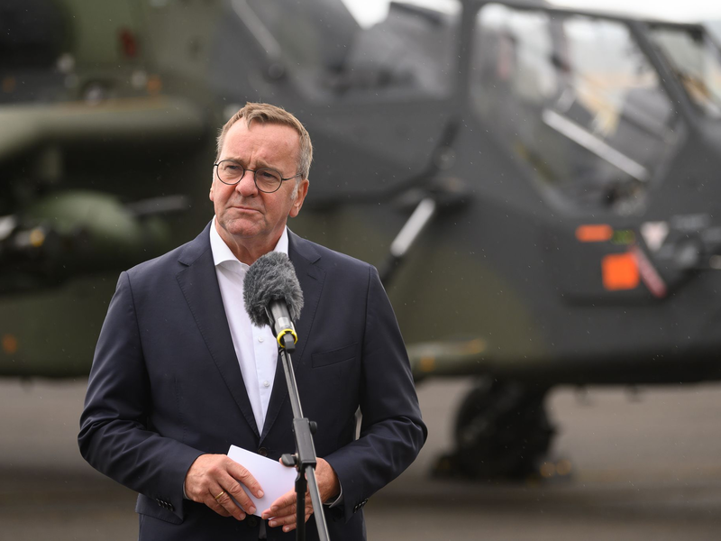 Der Bundesverteidigungsminister Boris Pistorius (SPD) will die Bundeswehr so schnell wie möglich fit für künftige Bedrohungen machen. - Foto: Swen Pförtner/dpa