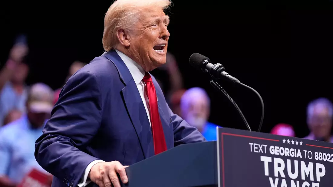 Trump will nach der Präsidentschaftswahl im November wieder ins Weiße Haus einziehen. (Archivbild) - Bild: Evan Vucci/AP/dpa