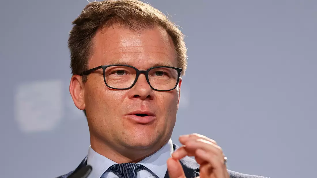 Der Ostbeauftragte Carsten Schneider will Ostdeutsche nicht in einer Opferrolle sehen - im Gegenteil. (Archivbild) - Bild: Jan Woitas/dpa