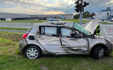 POL-COE: Coesfeld, Boschstraße/ Lkw und Auto kollidieren - Foto: presseportal.de