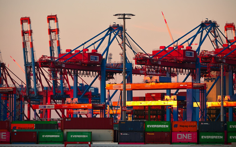 Geopolitische Unsicherheiten belasten die Weltwirtschaft (Archivbild). - Foto: Christian Charisius/dpa