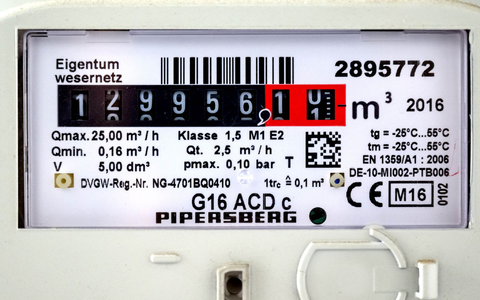 Die Verbraucherzentrale fordert, dass Gaskunden mindestens zehn Jahre vor der Stilllegung ihres Gasnetzes informiert werden. (Archivbild) - Foto: Sina Schuldt/dpa
