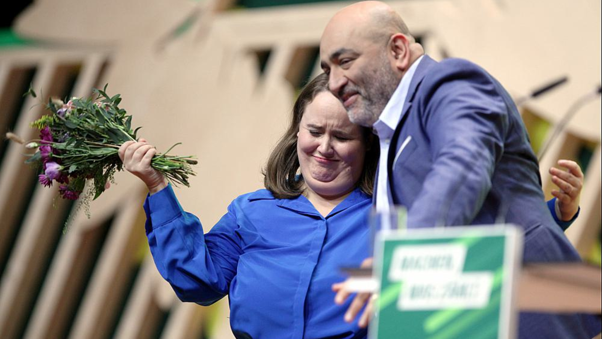Ricarda Lang und Omid Nouripour bei ihrer Wiederwahl auf der 49. Bundesdelegiertenkonferenz (Archiv) - Foto: über dts Nachrichtenagentur