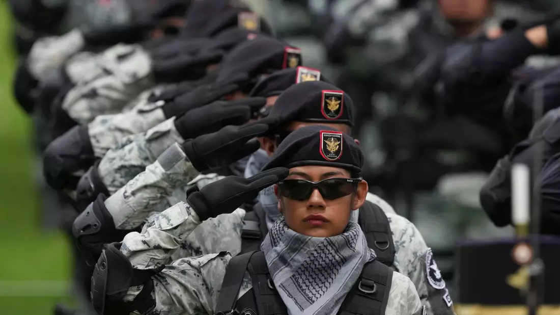Menschenrechtsorganisationen kritisieren den wachsenden Einfluss des Militärs im Inneren. (Archivbild) - Bild: Fernando Llano/AP/dpa
