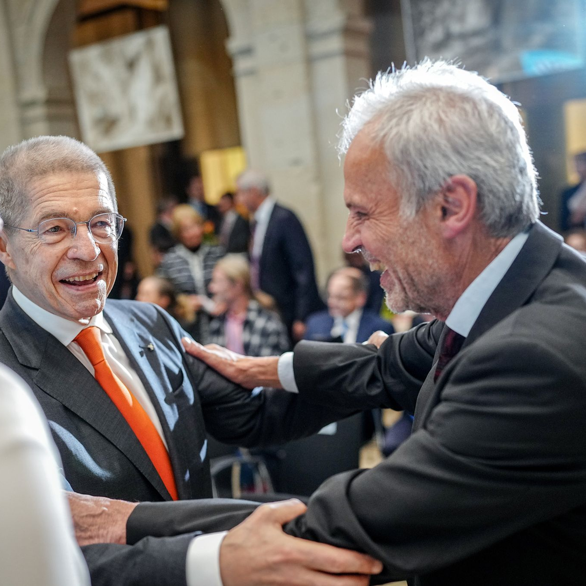 Kennengelernt hatten sich die frühere Kanzlerin Angela Merkel und der Kunsthistoriker Horst Bredekamp einst über Merkels Ehemann, Joachim Sauer. - Foto: Kay Nietfeld/dpa