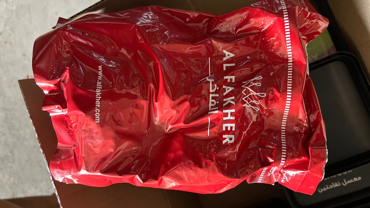 ZOLL-E: Staatsanwaltschaft Aachen und Zollfahndung Essen: - Rekordmenge illegalen Wasserpfeifentabaks sichergestellt - 2 Personen in Haft - Foto: presseportal.de