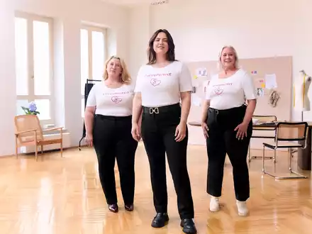 Die perfekte Hose von Curvys für Curvys / Die innovative CurvePerfect Hose von sheego-Kundinnen entwickelt - Foto: presseportal.de
