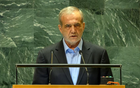 Werden Versprechen die bittere Realität verändern: Irans Präsident Pezeshkian spricht vor den Vereinten Nationen inmitten der eskalierenden Verfolgung der Bahá'í - Foto: presseportal.de