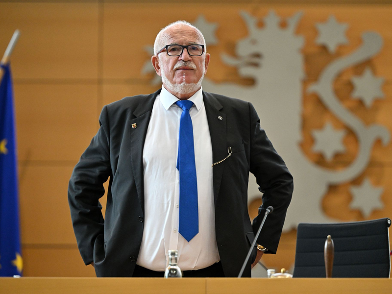 Bei der ersten Sitzung des Thüringer Landtags kam es zum Eklat: Der parlamentarische Geschäftsführer der CDU-Fraktion, Andreas Bühl, sieht die Rechte der Abgeordneten beschnitten und kündigte den Gang zum Verfassungsgerichtshof an.   - Foto: Martin Schutt/dpa