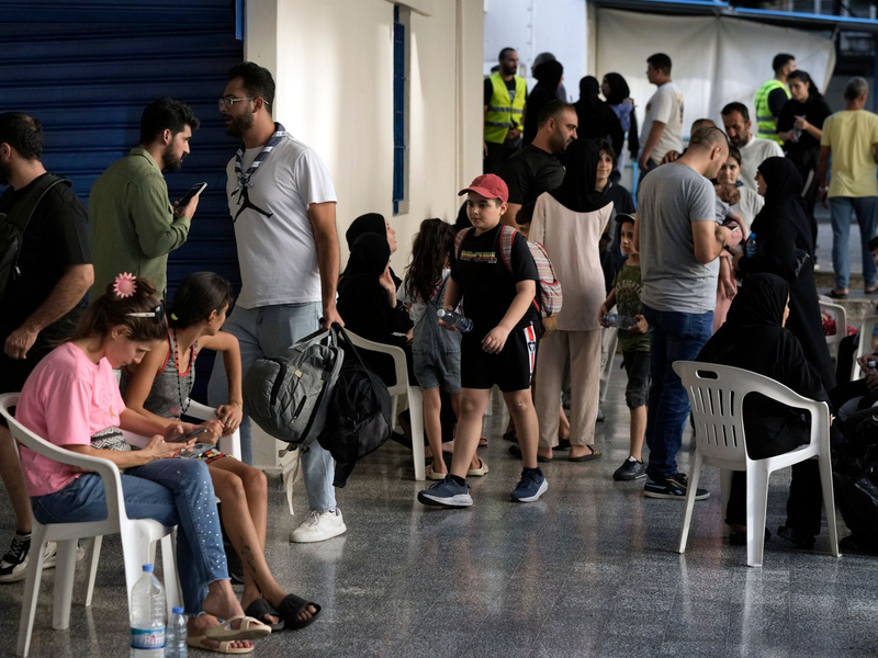 Der gegenseitige Beschuss zwischen der libanesischen Hisbollah und Israels Armee geht weiter. - Foto: Bilal Hussein/AP/dpa