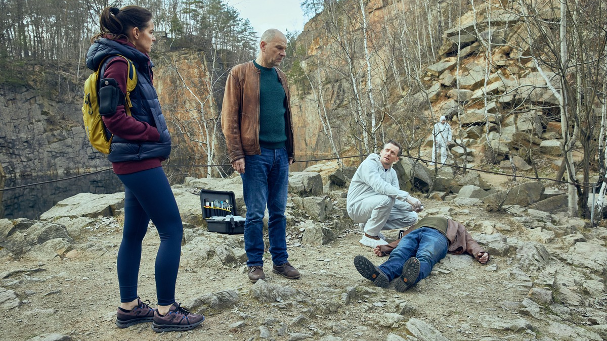 Mediendossier zu „Wolfsland“-Krimis: „In der Schlinge“ und „Schwarzer Spiegel“ - Foto: presseportal.de