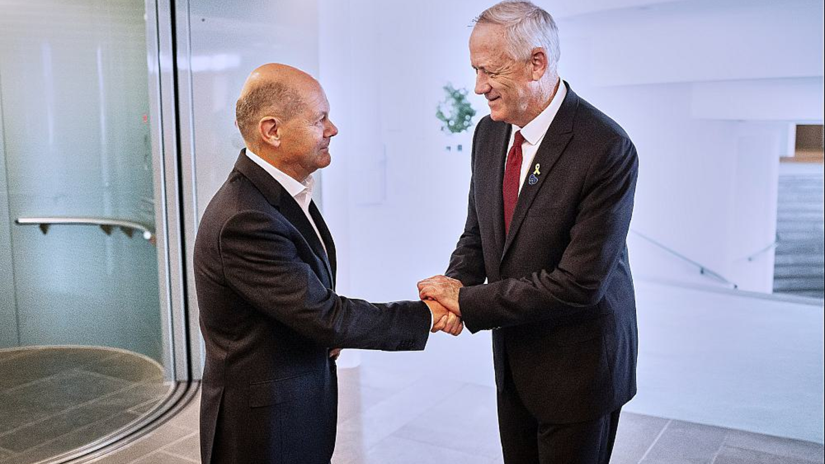 Olaf Scholz und Benny Gantz am 26.09.2024 - Foto: Kugler, Steffen/BPA, über dts Nachrichtenagentur