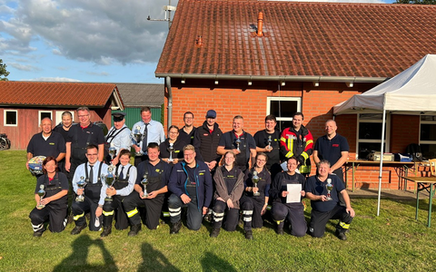 FFW Schiffdorf: Ortsfeuerwehren beweisen ihr Können beim Leistungsvergleich - Foto: presseportal.de