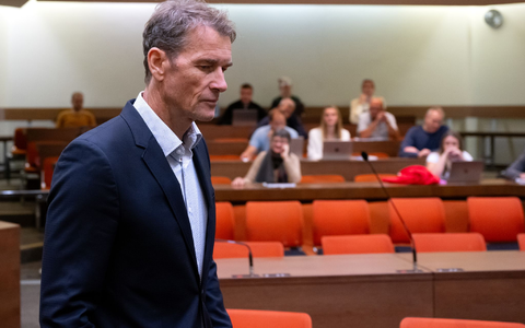 Jens Lehmann und sein Anwalt Florian Ufer. - Foto: Sven Hoppe/dpa