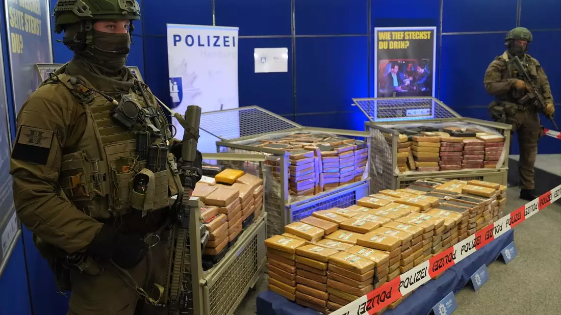 Im Jahr 2025 haben die Behörden in Deutschland bislang weniger Kokain abgefangen als in den Vorjahren. (Archivbild)  - Bild: Marcus Brandt/dpa