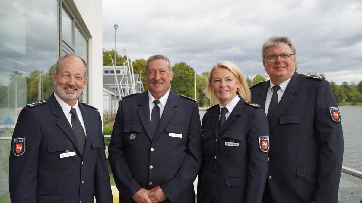 POL-GOE: Wechsel an der Spitze des Polizeikommissariats Hann. Münden: Erster Polizeihauptkommissar Dirk Schneider in den Ruhestand verabschiedet, Erster Polizeihauptkommissar Andreas Momberg übernimmt Leitung - Foto: presseportal.de
