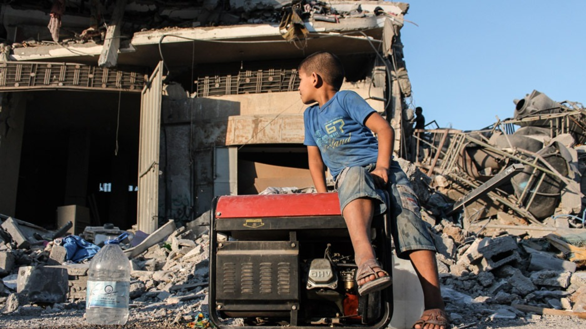 Ein Jahr Krieg in Gaza: Kinder haben alles verloren - Foto: presseportal.de