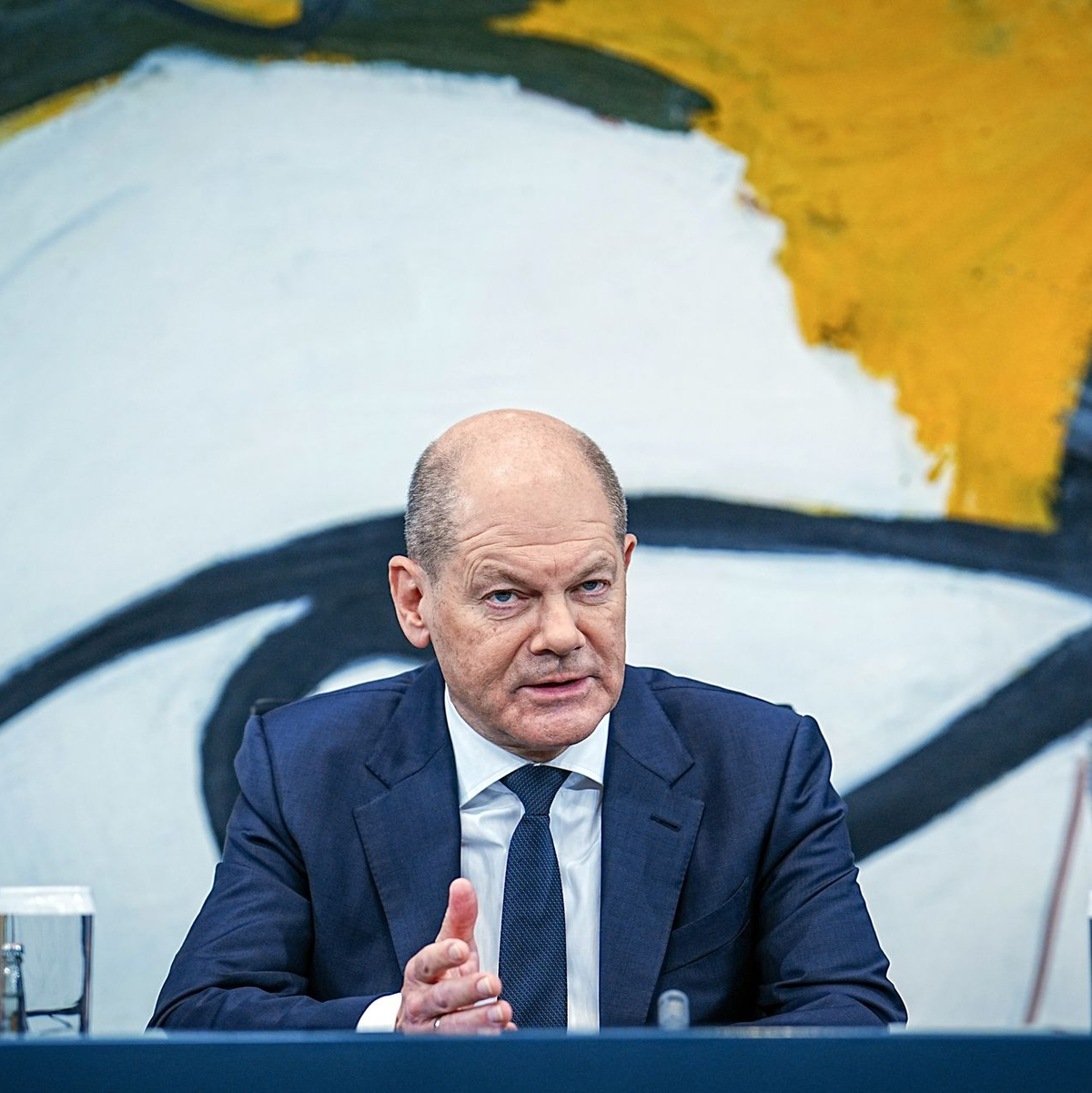 Kanzler Olaf Scholz gab nach einee Bund-Länder-Runde die Ergebnisse auch zu Corona bekannt - ein damals gewohntes Bild. - Foto: Kay Nietfeld/dpa