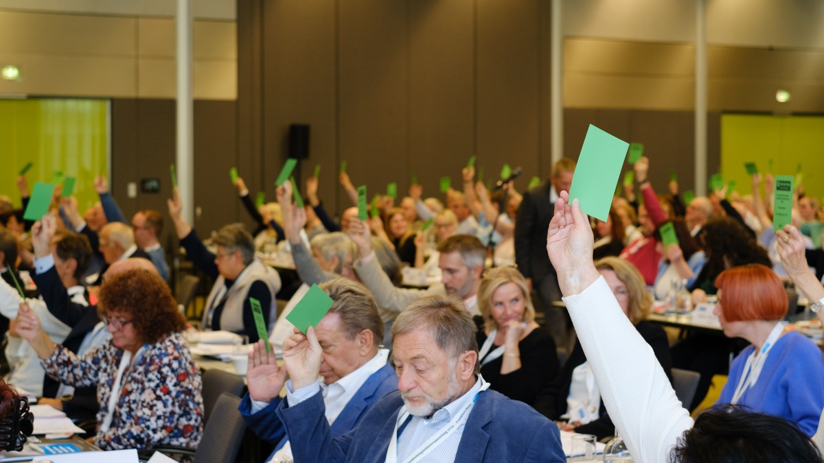 WEISSER RING: Kein Platz für Extremisten und Rassisten / Bundesdelegiertenversammlung stimmt für Unvereinbarkeitsklausel in der Vereinssatzung - Foto: presseportal.de
