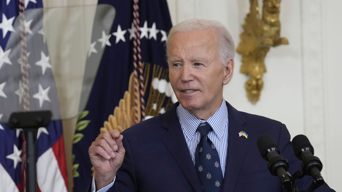 Biden betonte, Ziel der USA bleibe die Deeskalation der Konflikte in Gaza und im Libanon durch diplomatische Mittel. - Foto: Susan Walsh/AP/dpa