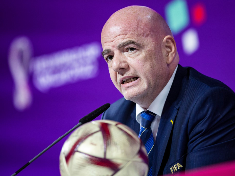 FIFA-Chef Gianni Infantino kann viele Fragen zur neuen Club-WM noch nicht beantworten. - Foto: Tom Weller/dpa