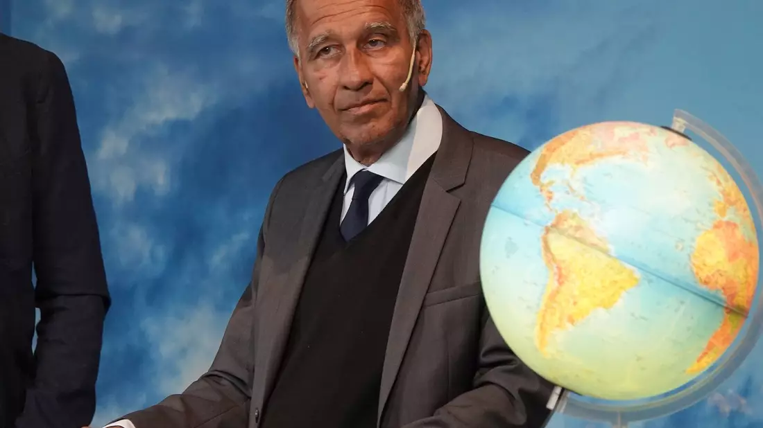 Der Forscher erklärt die Zusammenhänge des Klimawandels immer und immer wieder. (Archivbild) - Bild: Franziska Spiecker/dpa