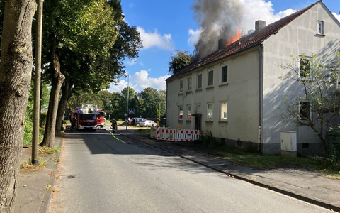 FW-BO: Dachstuhlbrand in Kornharpen - Foto: presseportal.de