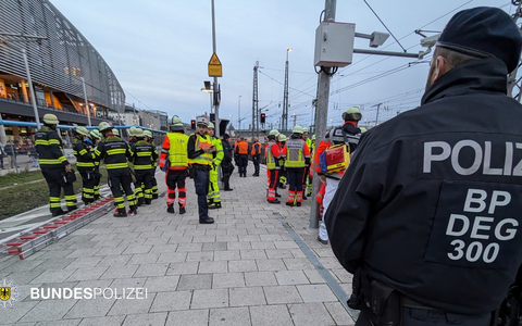 Bundespolizeidirektion München: Oberleitungsabriss führt zu Stammstreckensperrung im S-Bahnverkehr - Foto: presseportal.de