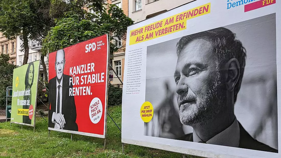 Wahlplakate von Grünen, SPD und FDP zur Bundestagswahl 2021 (Archiv) - Bild: über dts Nachrichtenagentur