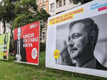 Wahlplakate von Grünen, SPD und FDP zur Bundestagswahl 2021 (Archiv) - Foto: über dts Nachrichtenagentur