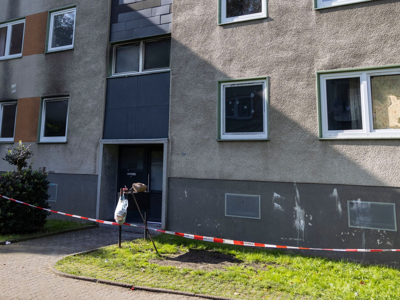 Viele Verletzte bei Brandstiftungen: Handelte der Beschuldigte im Wahn? - Foto: Thomas Banneyer/dpa