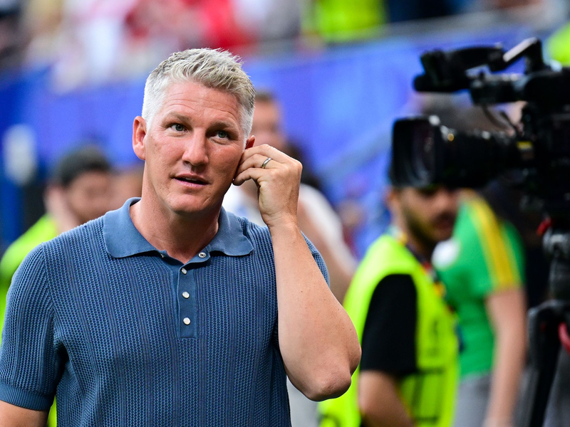 Würde im deutschen Tor vorerst auf Alexander Nübel setzen: Ex-Profi und TV-Experte Bastian Schweinsteiger. - Foto: Sina Schuldt/dpa