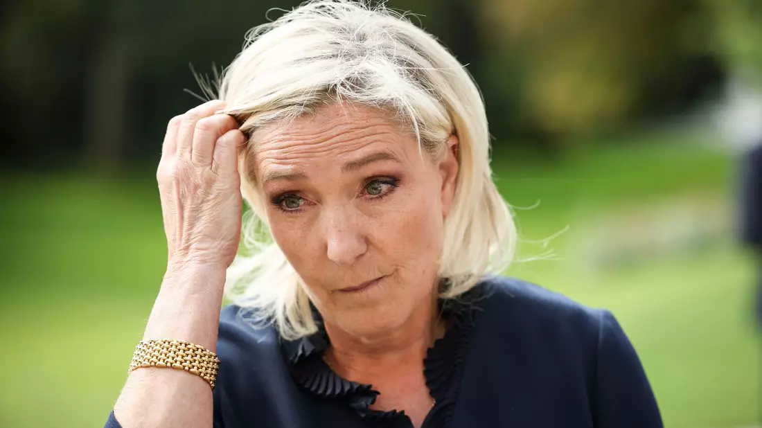 Eine Verurteilung könnte das Antreten von Marine Le Pen bei der Präsidentschaftswahl 2027 torpedieren. (Archivbild) - Bild: Thomas Padilla/AP/dpa