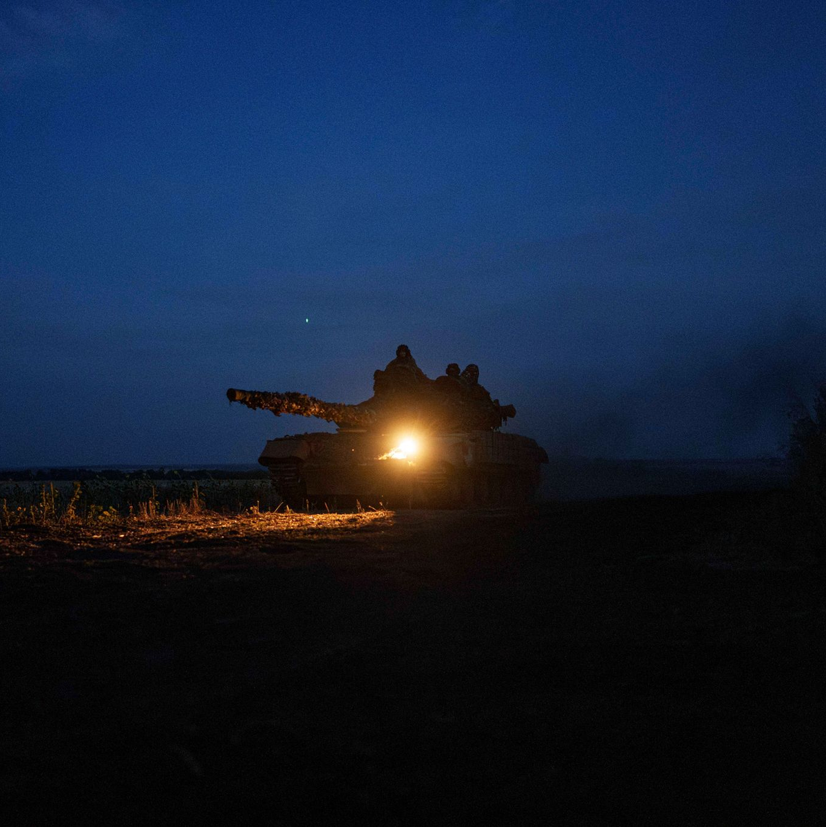 Schwere Kämpfe in der Ostukraine dauern an. (Archivbild) - Foto: Evgeniy Maloletka/AP