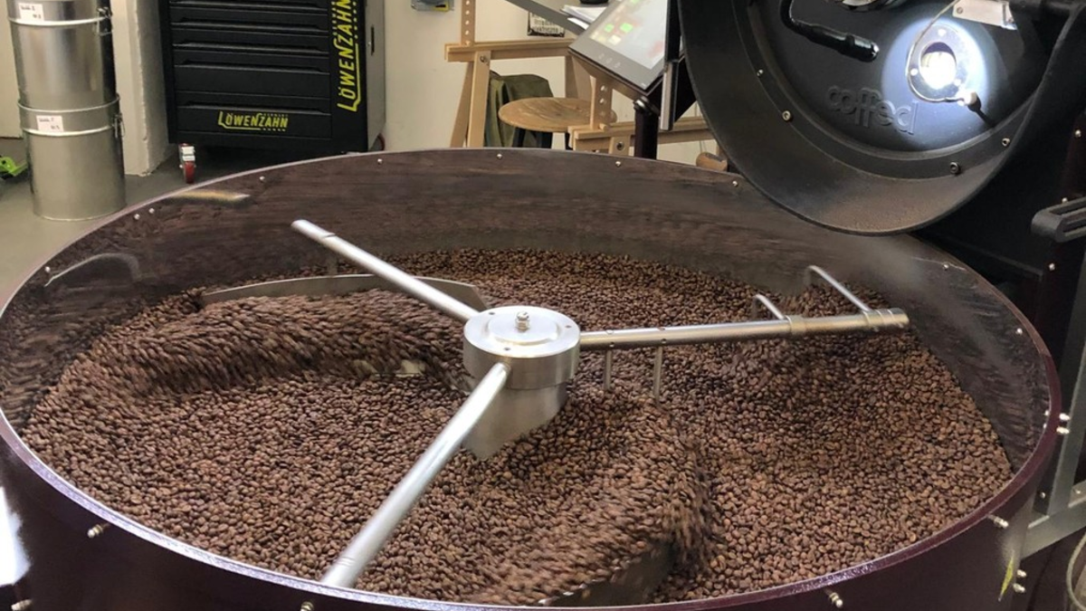 HZA-SB: 01.10.2024: Tag des Kaffees; Die Herstellung von Kaffee ist nur mit der Erlaubnis des ZOLLS zulässig - Foto: presseportal.de