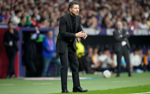 Atléticos Trainer Diego Simeone stichelt gegen seinen ehemaligen Torwart. - Foto: Bernat Armangue/AP Atléticos Trainer Diego Simeone stichelt gegen seinen ehemaligen Torwart. - Foto: Bernat Armangue/AP