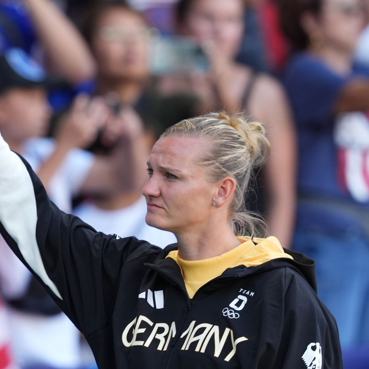 Alexandra Popp: Ende ihrer DFB-Karriere?  - Foto: Marcus Brandt/dpa