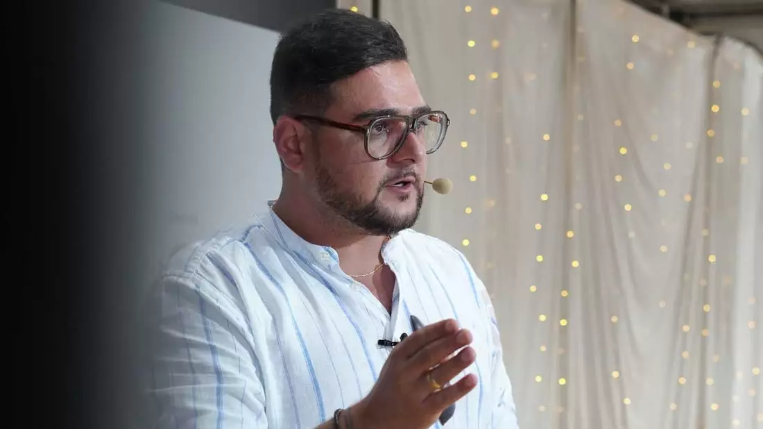 Liborio Manciavillano von der HWS Handwerks-Schmiede GmbH: So passen sich Handwerksbetriebe der Zeit an und gehen neue Wege - Bild: presseportal.de