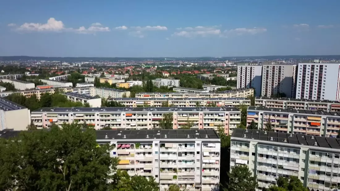 MDR-Reihe „exactly“ zum Thema: „AfD-Erfolg in der Platte in Dresden – arm wählt rechts?“ - Bild: presseportal.de