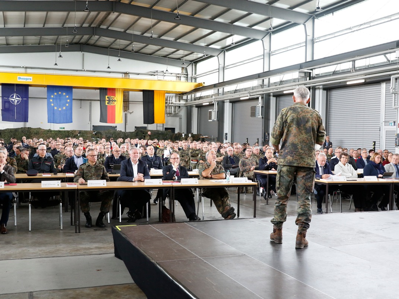 Neuntes Symposium zur Zivil-Militärischen Zusammenarbeit - Foto: presseportal.de