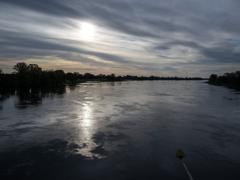 Der Deutsche Wetterdienst veröffentlichte seine vorläufige September-Bilanz, demnach war es deutlich zu nass. - Foto: Soeren Stache/dpa