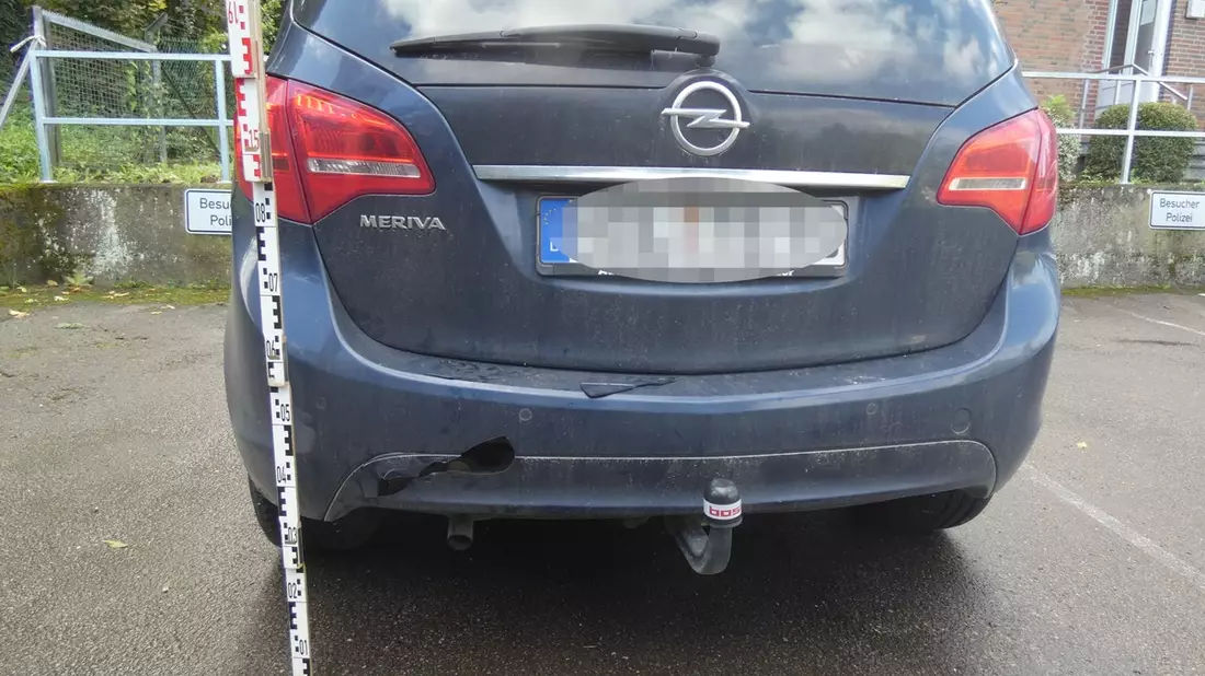 POL-HM: Zeugen nach Unfallflucht in Bodenwerder gesucht - Bild: presseportal.de