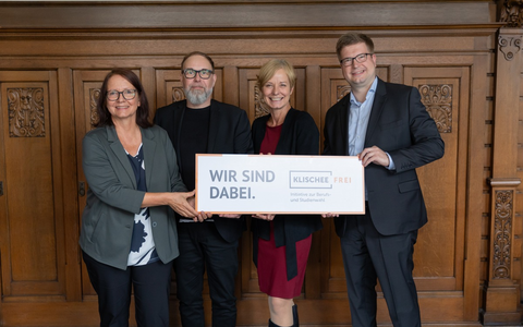 POL-H: Polizeidirektion Hannover unterzeichnet Kooperationsvereinbarung mit der Initiative Klischeefrei - Foto: presseportal.de