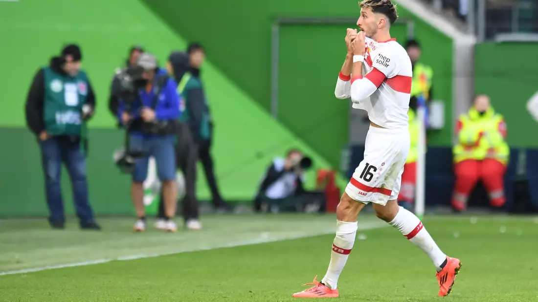 Der Einspruch des VfB Stuttgart hat sich gelohnt: Atakan Karazor ist nicht gesperrt. - Bild: Swen Pförtner/dpa