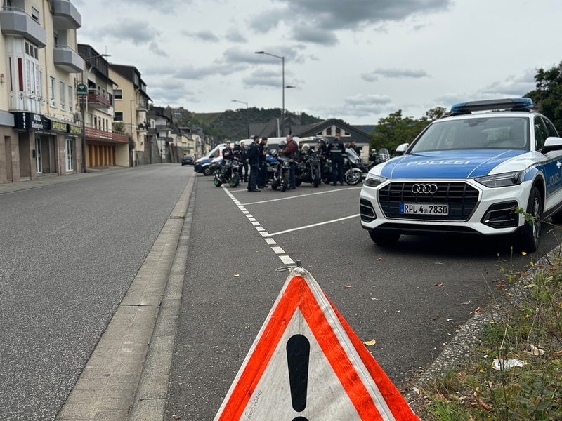 POL-PDKO: Saisonabschluss - Zweiradkontrolle bei der Polizeiinspektion Boppard in St. Goar - Foto: presseportal.de
