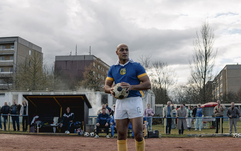 Basierend auf einer wahren Geschichte: MDR zeigt mit Grimme-Preis prämierte Disney-Serie „Sam – Ein Sachse “ - Foto: presseportal.de